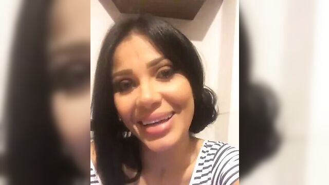 Mona mamdouh sexy